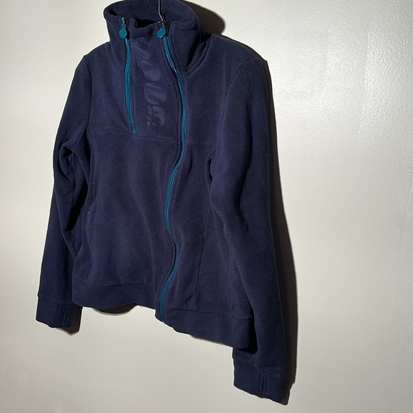 Bench Asymmetrical Full Zip Fleece - Picture 4 of 9